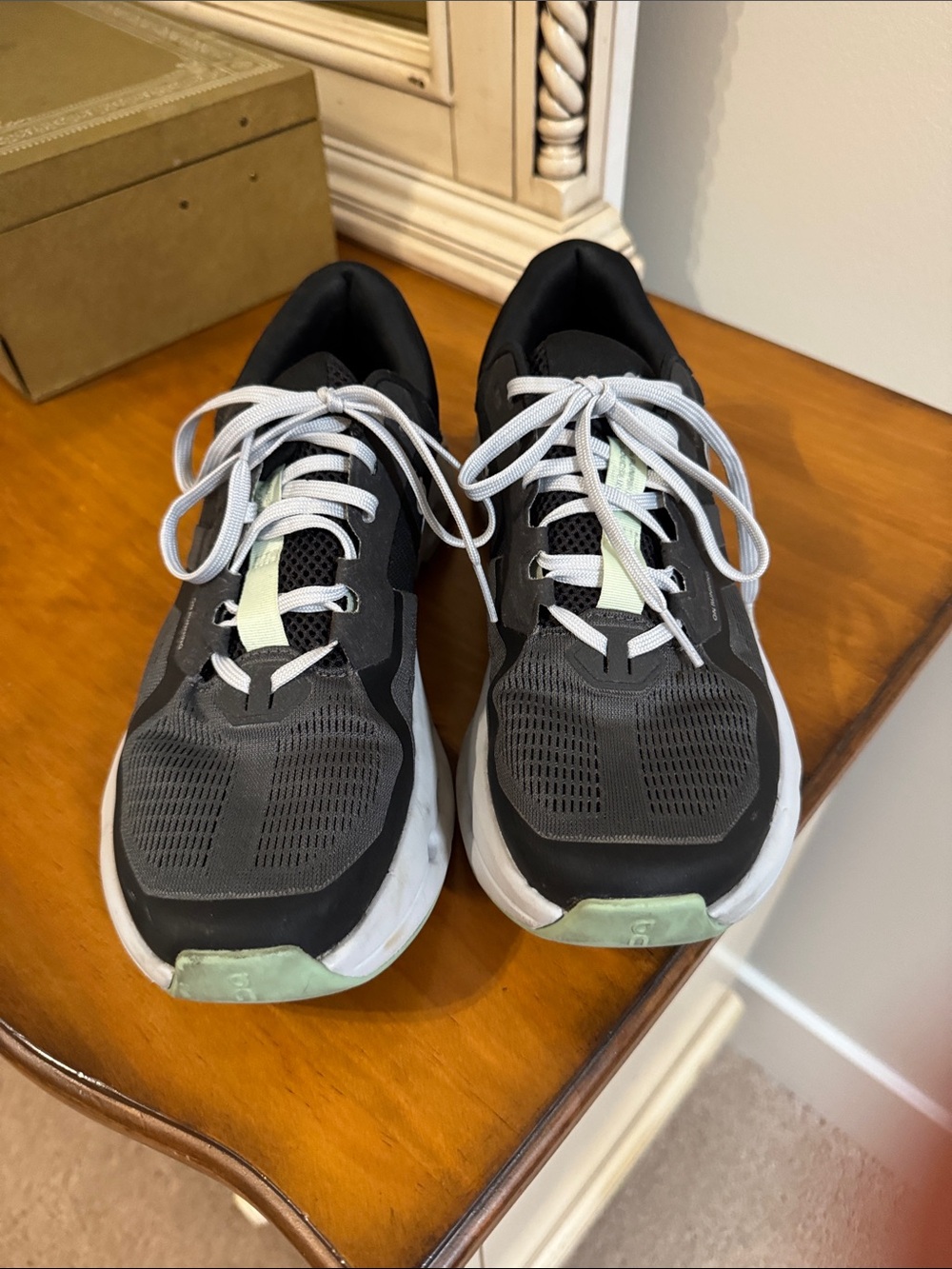 Women’s Black and Mint Lightweight Running Sneakers